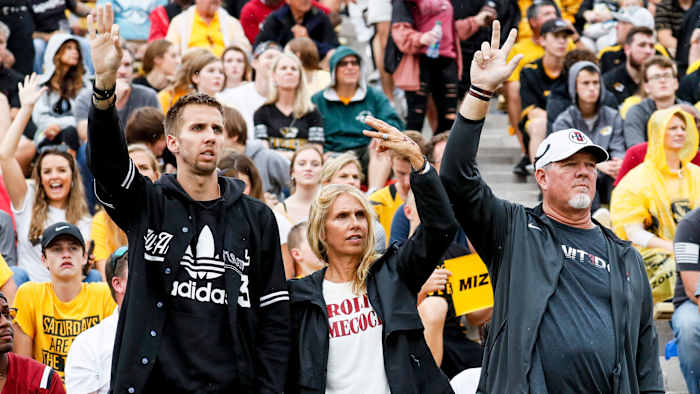 Tyler Hilinski family brother Ryan